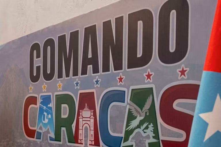 Alcaldía de Caracas supervisa avance de obras en cinco urbanismos tras el Plan Venezuela Renace