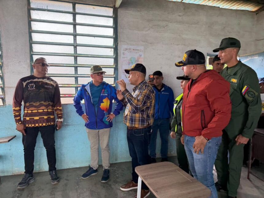 Comunidades indígenas de la Guayana Esequiba se preparan para la Consulta Popular Nacional del 18 de octubre con autoridades y comuneros.