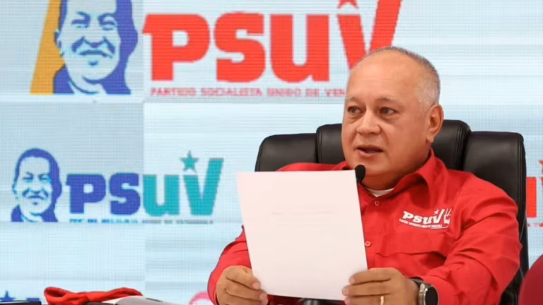 Diosdado Cabello resaltó los avances de la mesa de diálogo, la estabilidad institucional y el compromiso del PSUV con la paz