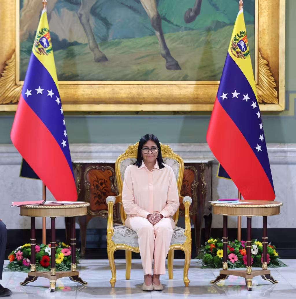 Presidenta Delcy Rodríguez expresa solidaridad y ofrece asistencia a Panamá tras recientes terremotos