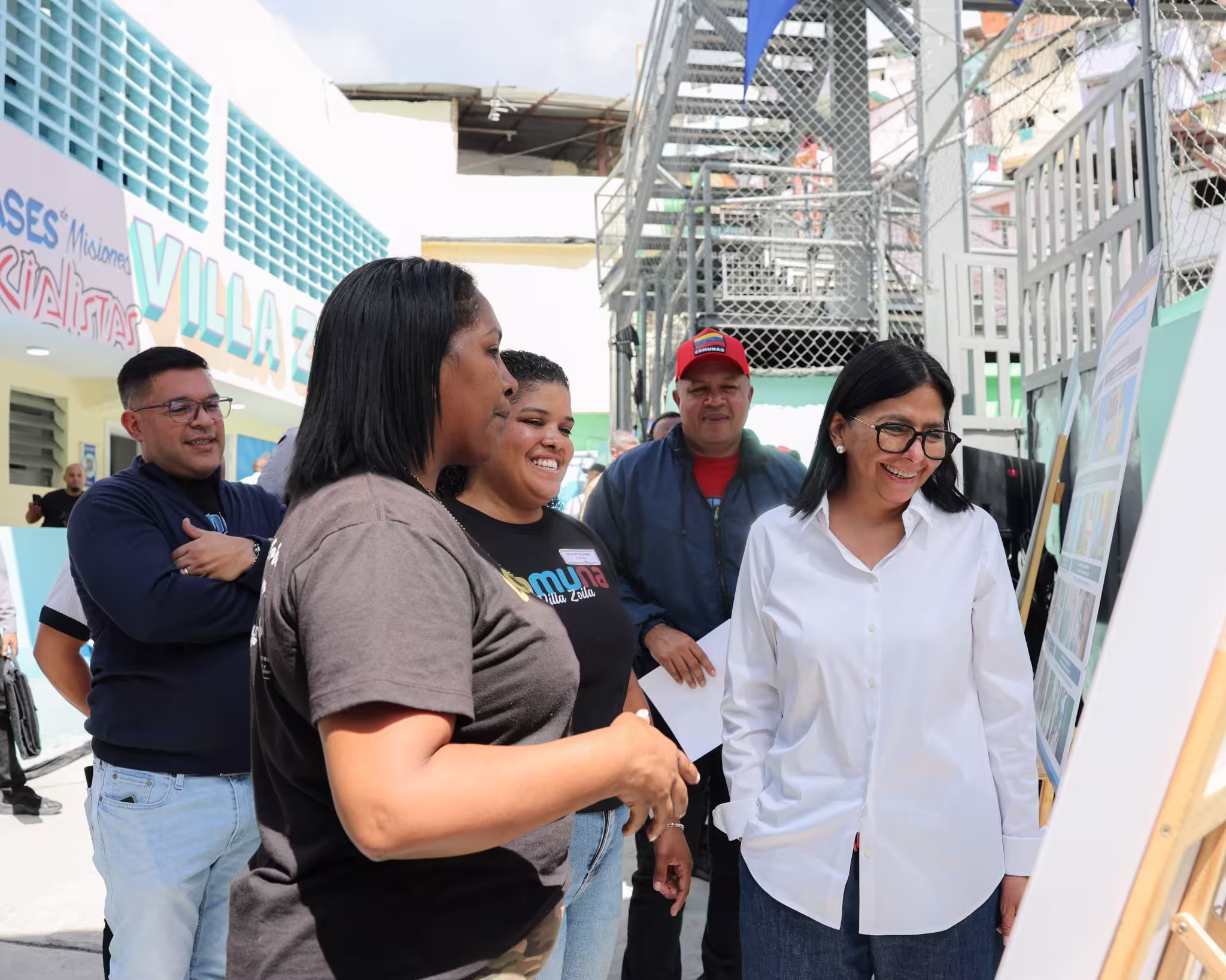 Presidenta Delcy Rodríguez convoca a la Gran Consulta Popular del 18 de octubre e insta a la participación de las Juntas de Condominio