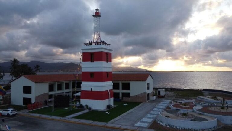 Fue reinaugurado el renovado Faro Histórico Punta Brava en Carabobo, un emblemático espacio restaurado para fortalecer la historia y la navegación.