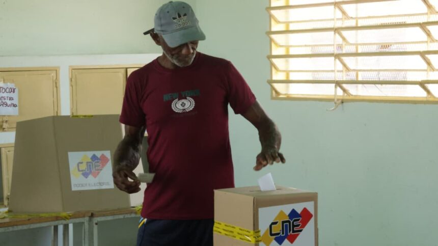 El pueblo de la Guayana Esequiba participó activamente en la Consulta Popular Nacional con la selección directa de 14 proyectos comunitarios.