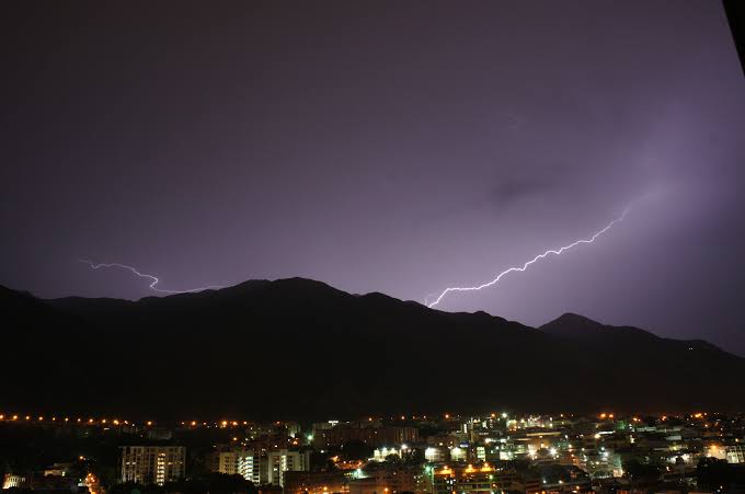 Inameh pronostica lluvias con actividad eléctrica este miércoles en el país
