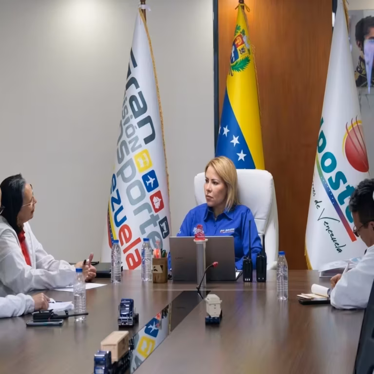 Ipostel y Superintendencia Nacional Antidroga evalúan nuevas herramientas de capacitación