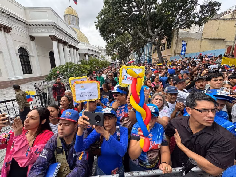 AN recibió a fuerza trabajadora que marcha por la paz