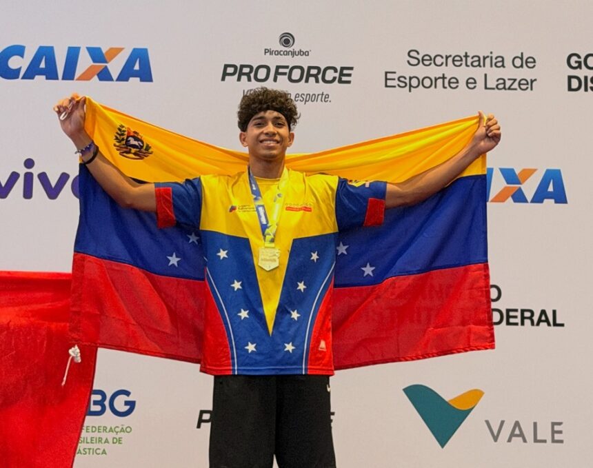 Miguel Martínez ganó la medalla de oro en el Campeonato Sudamericano de Parkour en Brasil, convirtiéndose en el primer campeón del país.