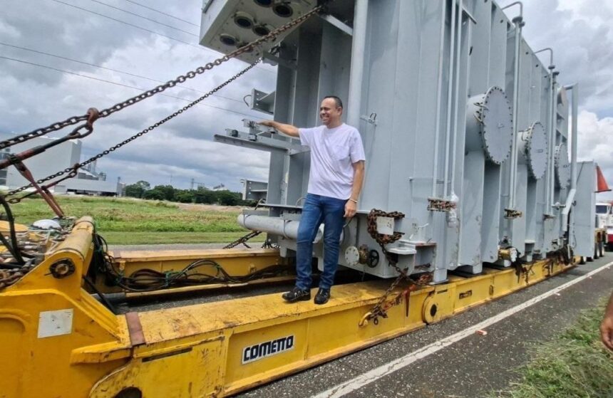 En Portuguesa, el gobernador Primitivo Cedeño inspeccionó la llegada de un autotransformador de 300 MVA para la Subestación 400.