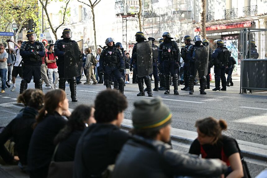 ONU insta a Francia evitar el uso desproporcionado de la fuerza en protestas estudiantiles