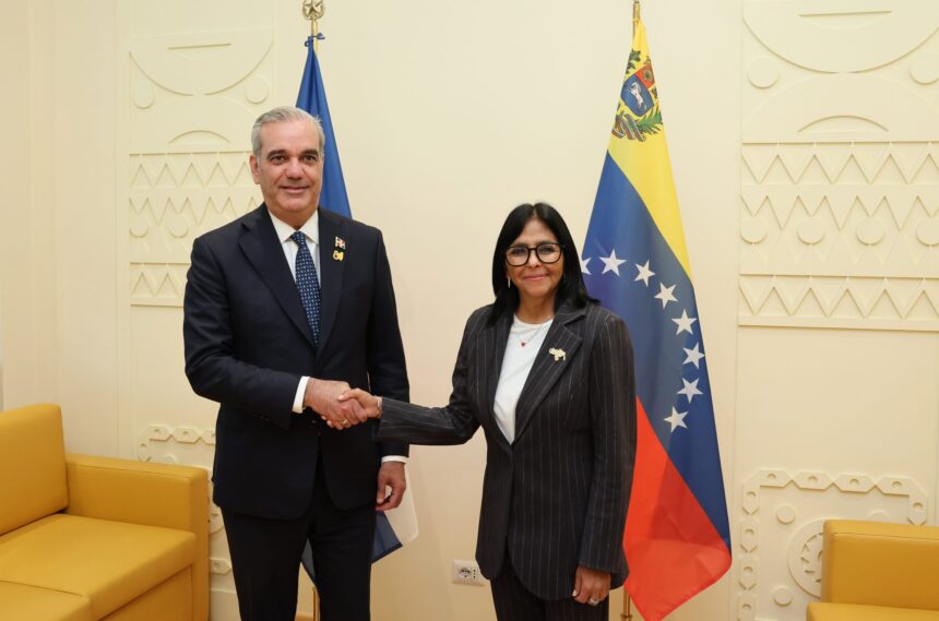 Presidenta Delcy Rodríguez sostiene encuentro con el mandatario dominicano Luis Abinader