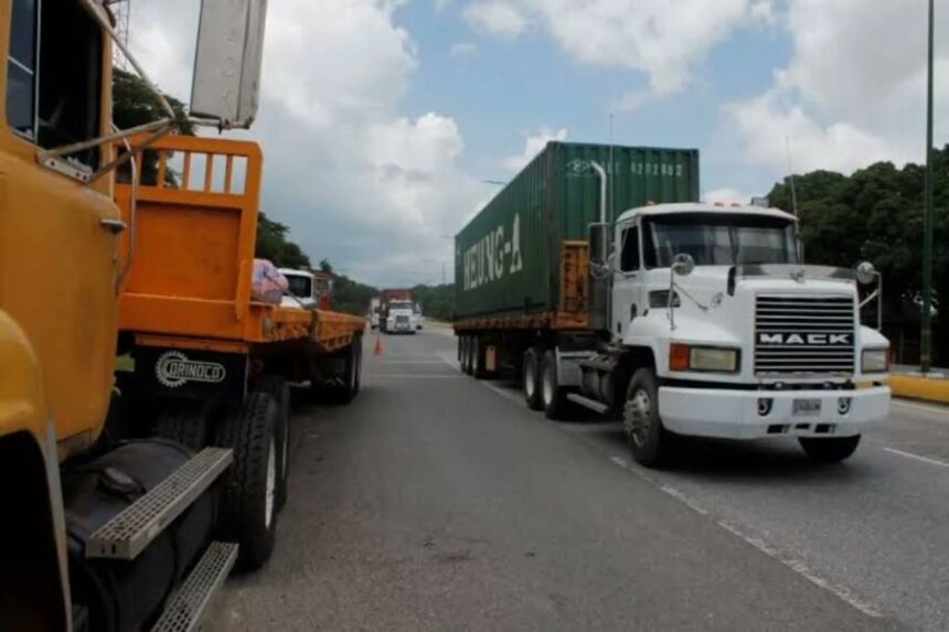 Restringen tránsito de carga pesada hasta el martes 13 de octubre
