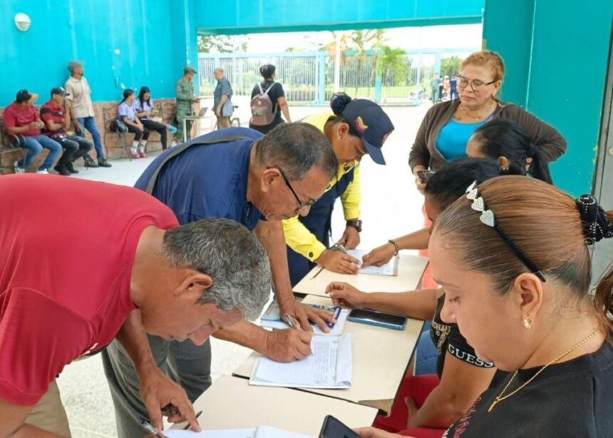San Simón de Maturín registra alta movilización para participar en la Consulta Popular Nacional