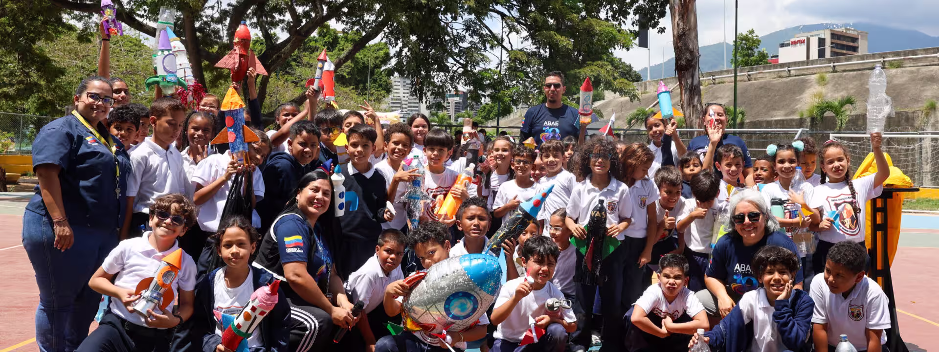 Más de 400 estudiantes celebraron el cierre de la Semana Mundial del Espacio en Caracas
