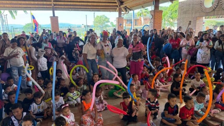 La Alcaldía de Valencia celebra el Mes de la Educación Inicial con actividades culturales y recreativas para más de 700 niñas y niños.