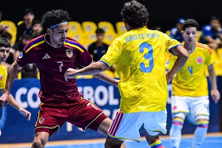 Venezuela clasificó invicta a semifinales del Conmebol Sub-20 de Futsal tras vencer 3-0 a Colombia