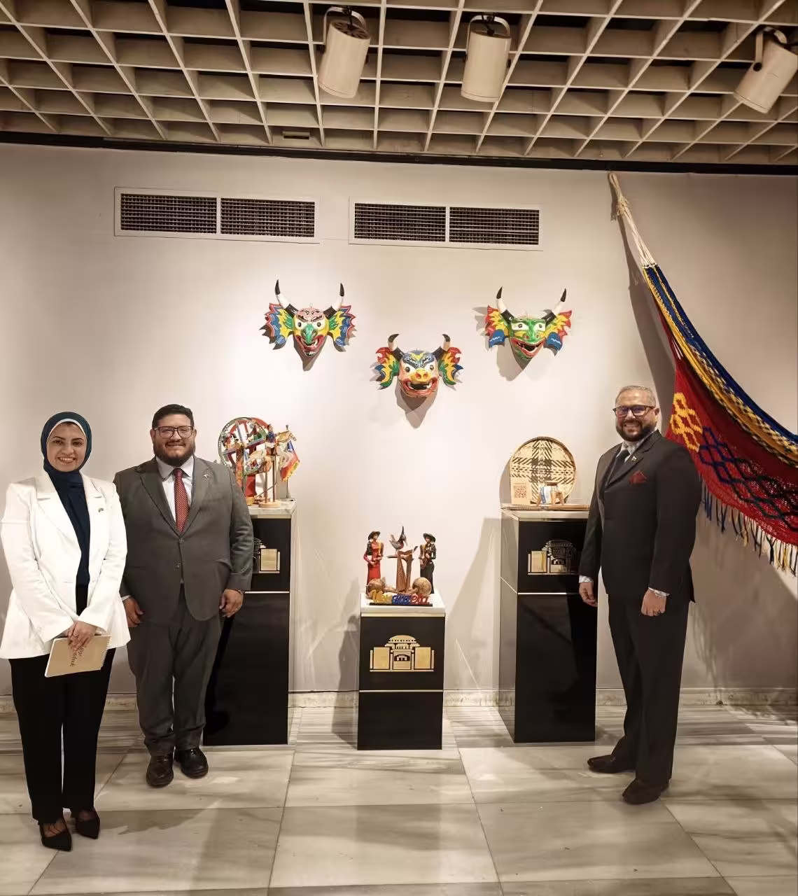 Venezuela presente en primera exposición de arte popular de países latinoamericanos y caribeños en El Cairo.