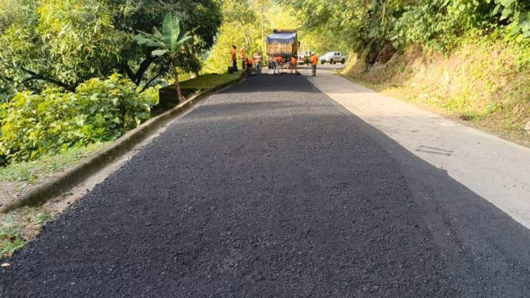 Gobernador Primitivo Cedeño y ministro Garcés evalúan proyectos en materia de transporte y vialidad