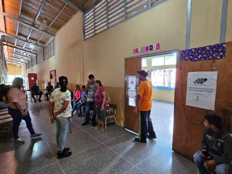 Carabobo se alista para la Consulta Popular Nacional con más de 1.100 proyectos postulados y centros de votación habilitados en 14 municipios.